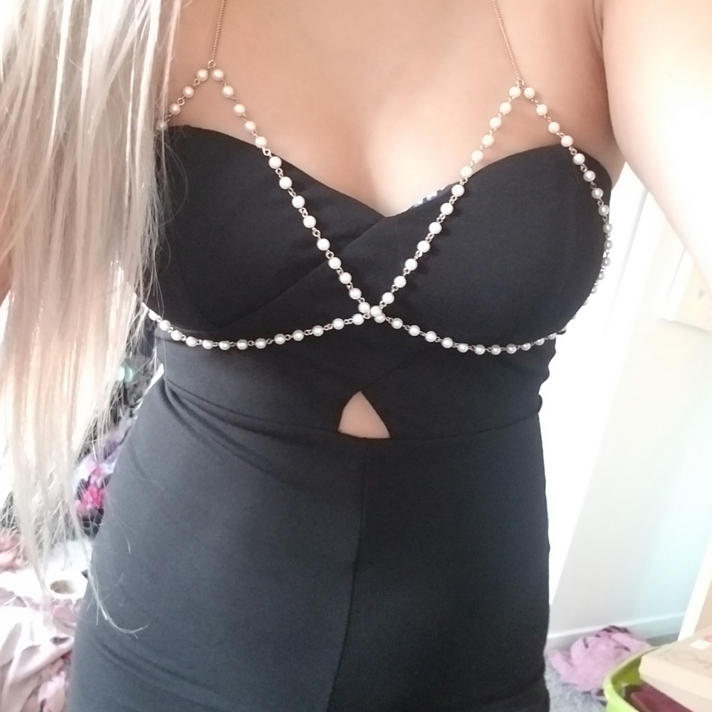 Pearl bra necklace